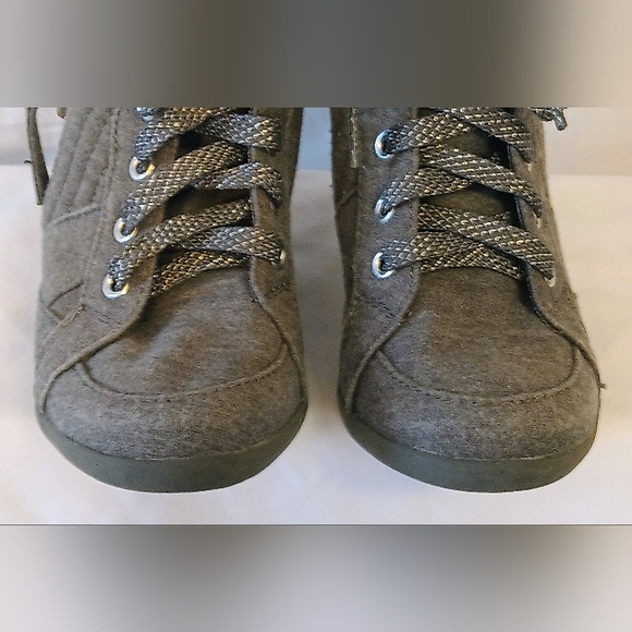 𝑱𝒖𝒔𝒕𝒊𝒄𝒆 𝑯𝒊𝒈𝒉-𝑻𝒐𝒑 𝑾𝒆𝒅𝒈𝒆 𝒁𝒊𝒑𝒑𝒆𝒓 𝑺𝒏𝒆𝒂𝒌𝒆𝒓𝒔/𝗕𝘅#02 - Picture 6 of 14